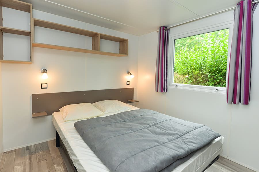 mobil-home-morgane-chambre-lit-double