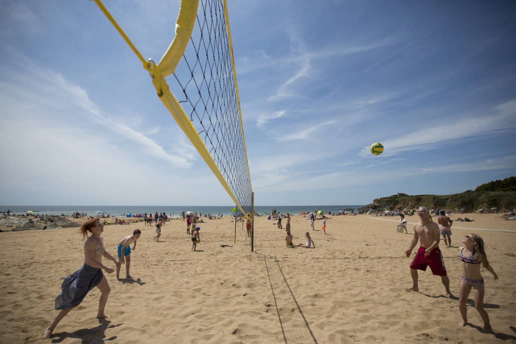 Volley Ball a la plage de la Bellangenet